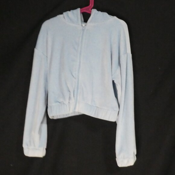 U KIDS | small (7-8) | Soft and Plush Light Blue Velour Zip-Up Hoodie | NWOT - Picture 2 of 14